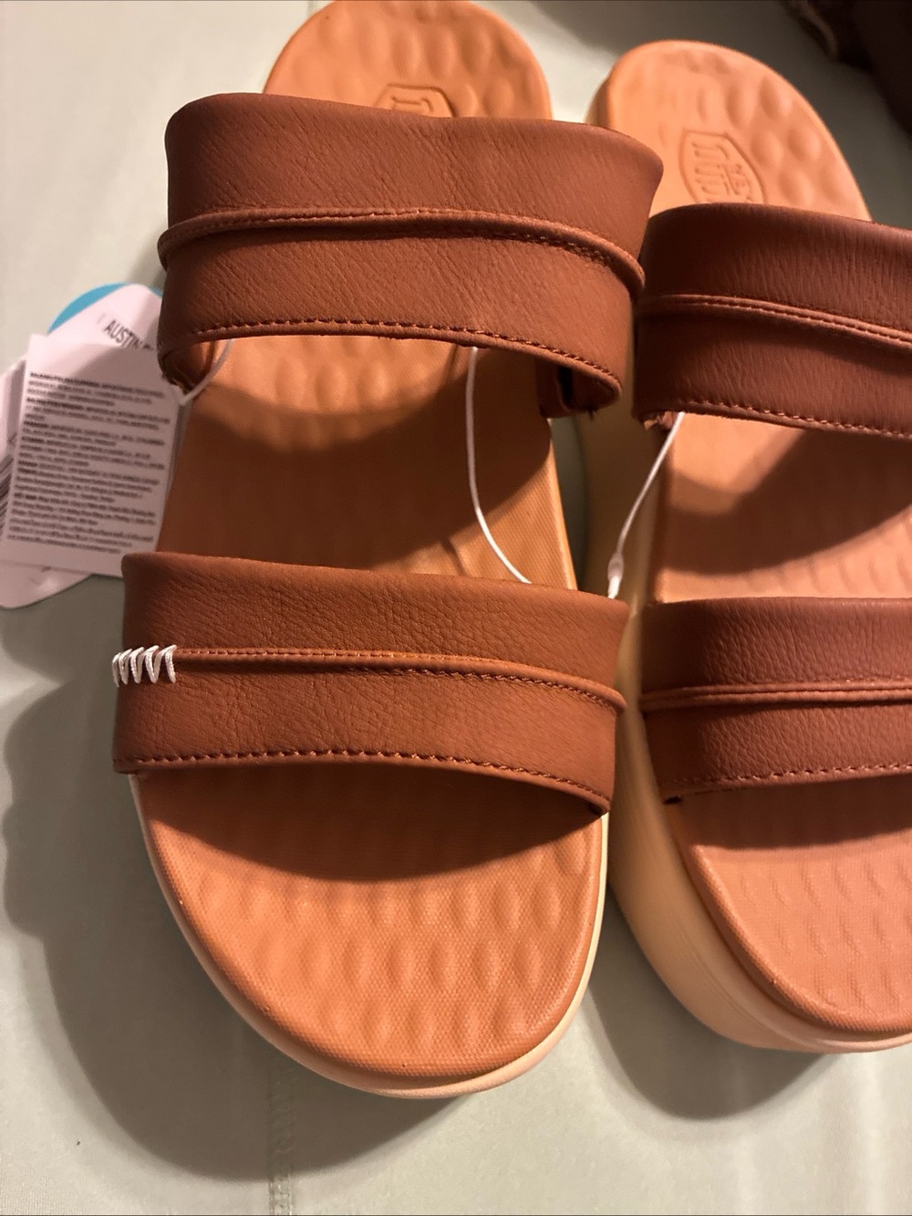 Hey dude ladies Austin slide classic cognac size 10 - Picture 2 of 8